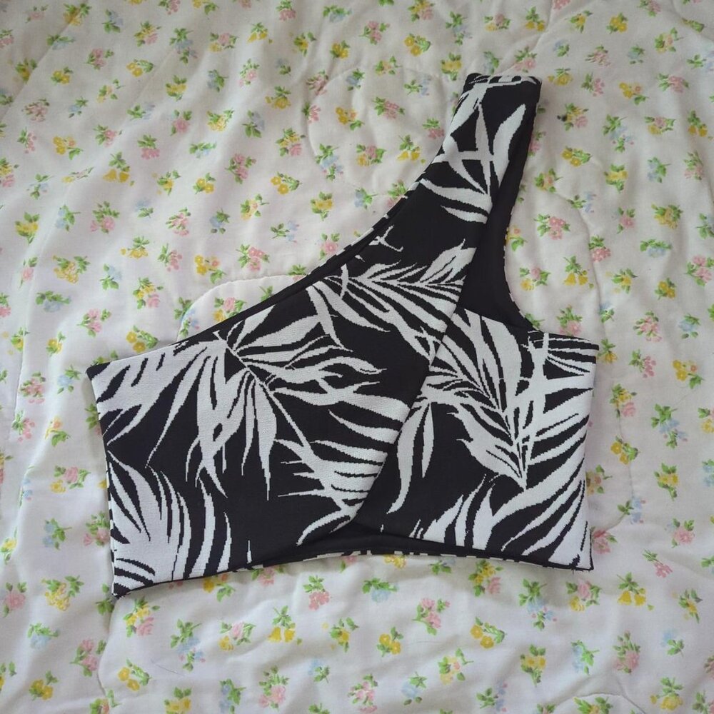 Asymmetrical top by Zara